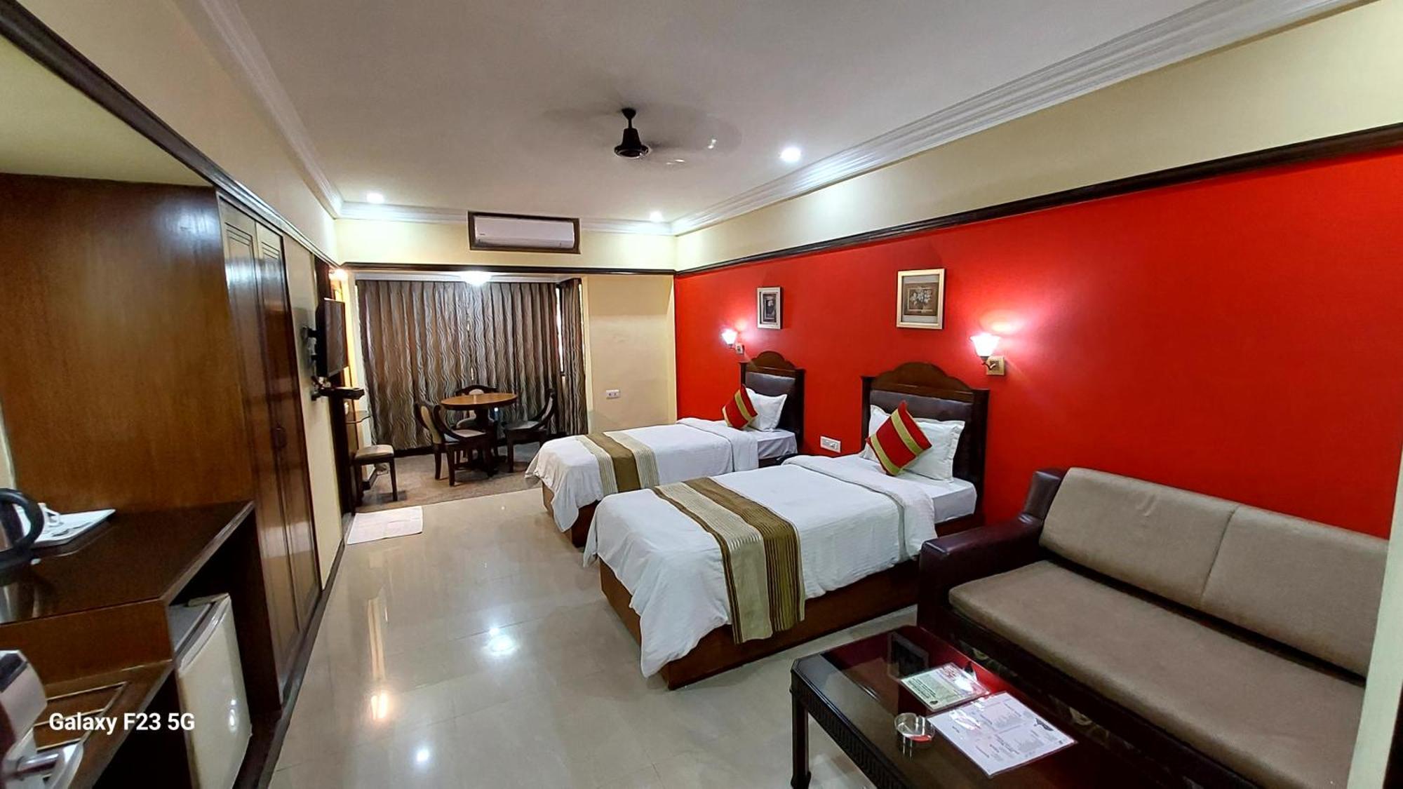 Lytton Hotel Kalkuta Zewnętrze zdjęcie